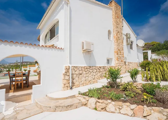 Mariposas Villa *