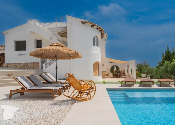 Mariposas Villa *